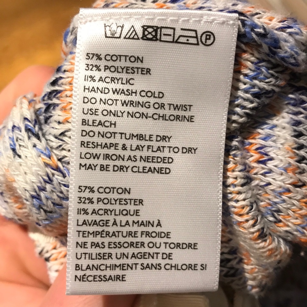 Sweater - Picture 5 of 5